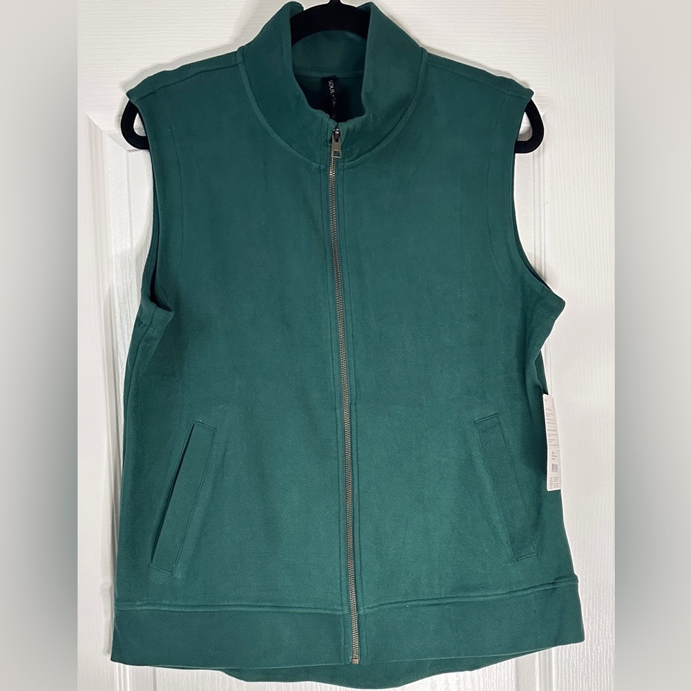 Green Sleeveless Zipper Vest, Large